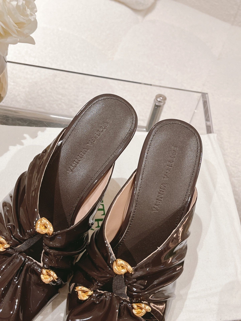 Bottega Veneta flat shoes